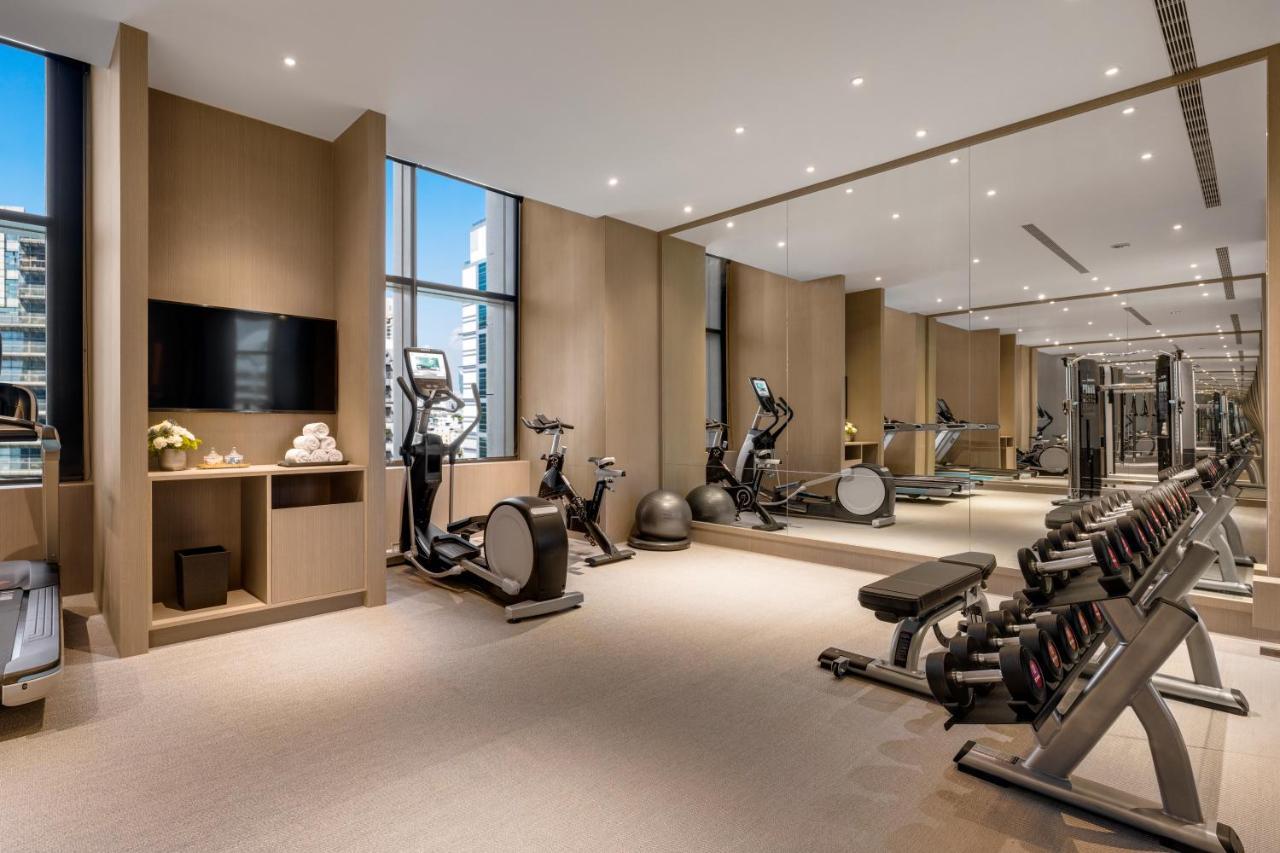 InterContinental Kaohsiung, an IHG Hotel Bagian luar foto The gym at The Hari