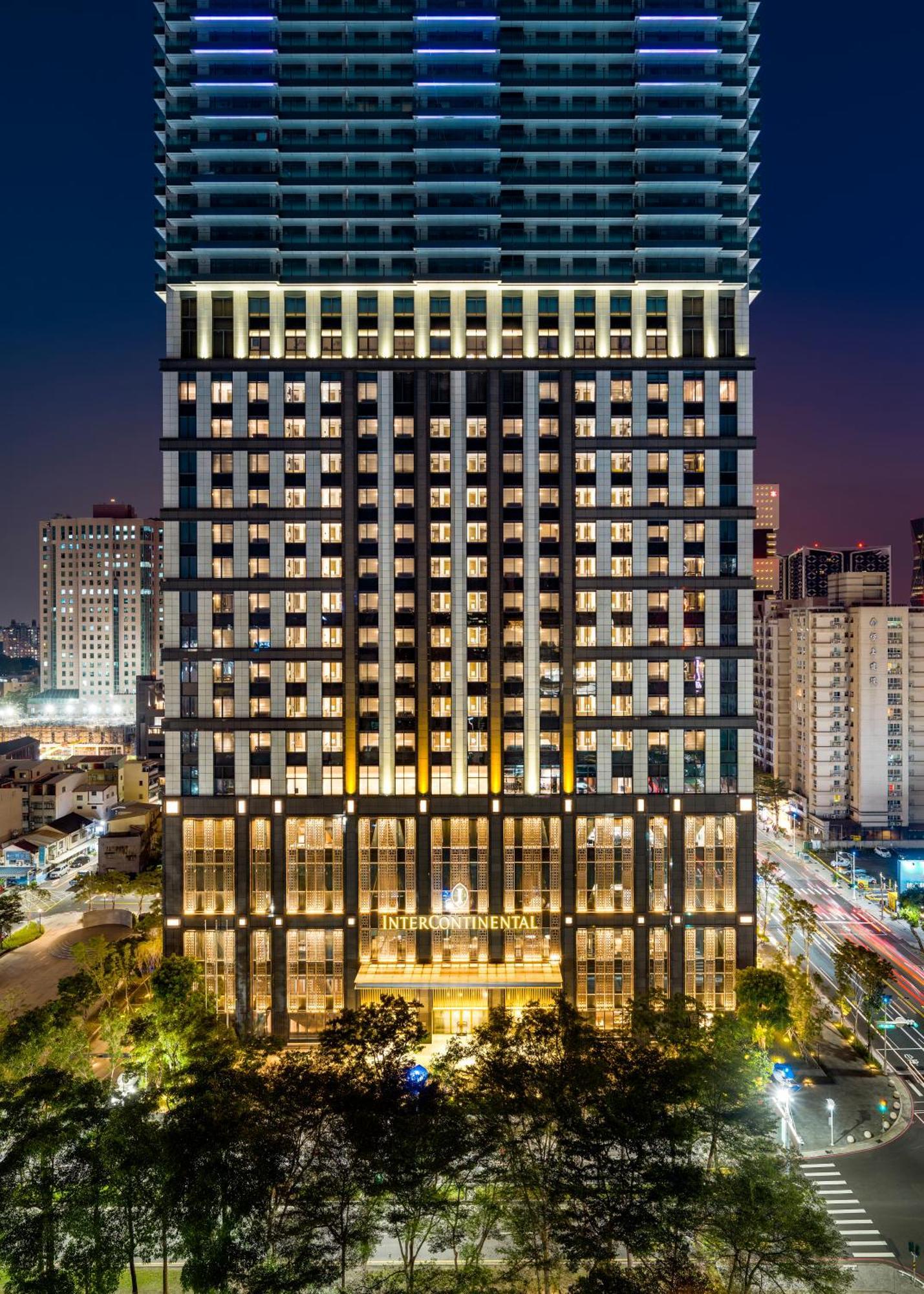 InterContinental Kaohsiung, an IHG Hotel Bagian luar foto The River